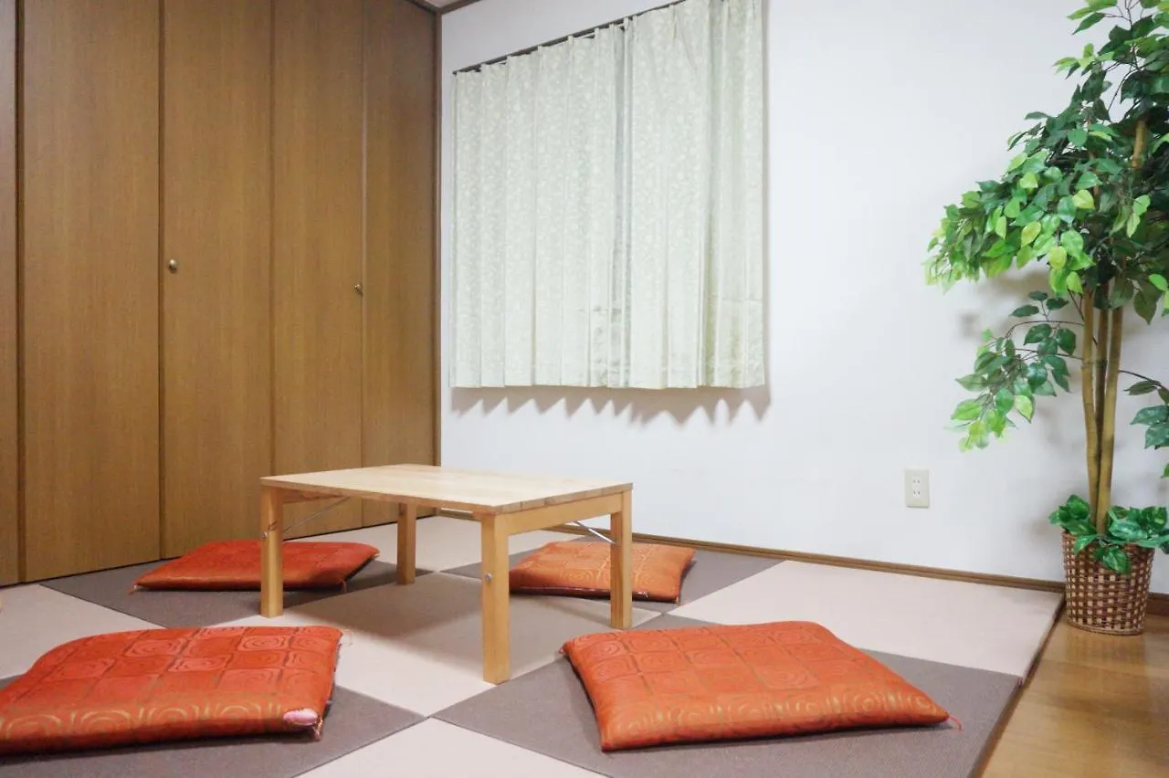 別荘 Tokyo City Villa Traditional Designer House