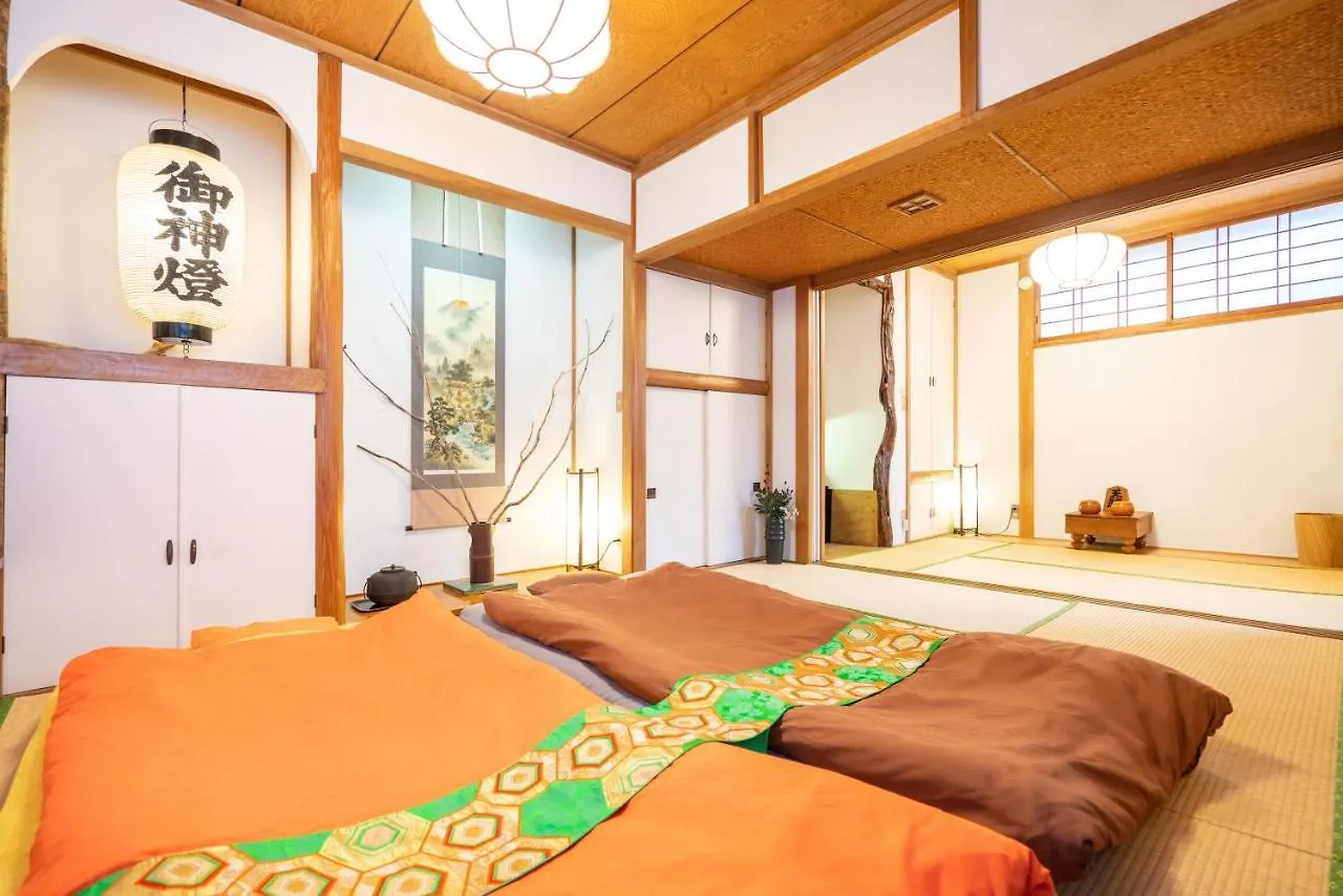 別荘 Tokyo City Villa Traditional Designer House